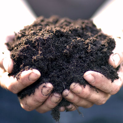 Produkter för jordförbättring i rabatt mm