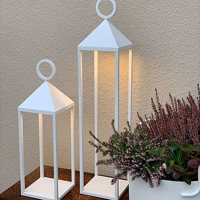 Vita lyktor med LED-belysning